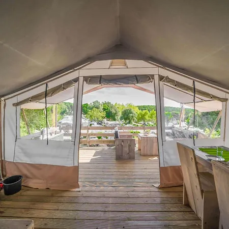 Üdülőpark Easyatent Porto Sole