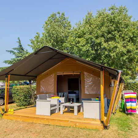 Easyatent Porto Sole Üdülőpark *